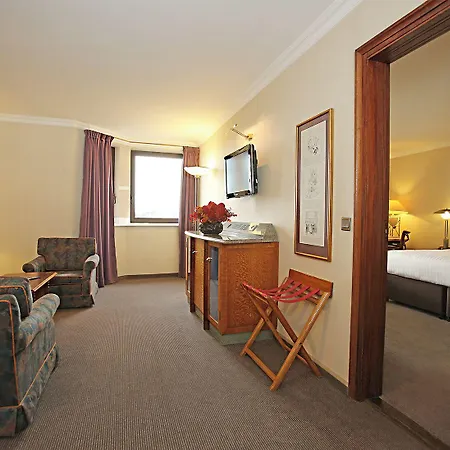 Hotel Millennium Paris Charles De Gaulle 4*