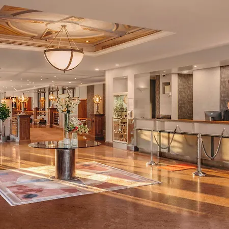 Millennium Paris Charles De Gaulle 4*