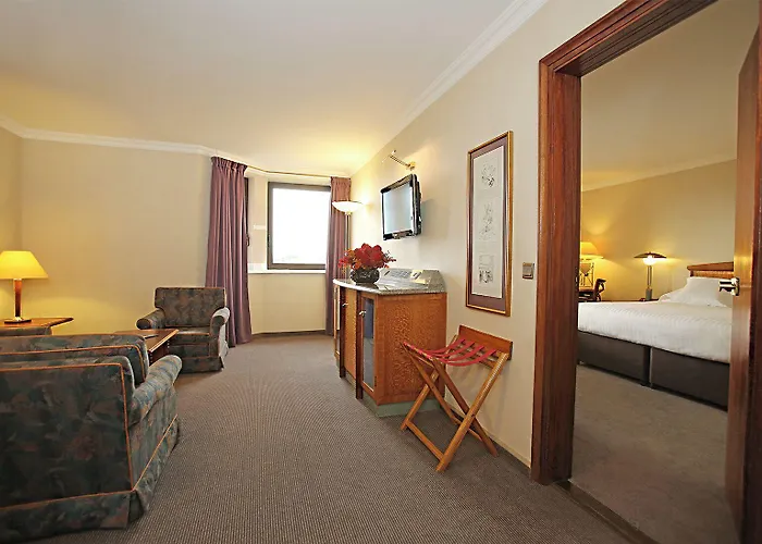 Hotel Millennium Paris Charles De Gaulle 4*